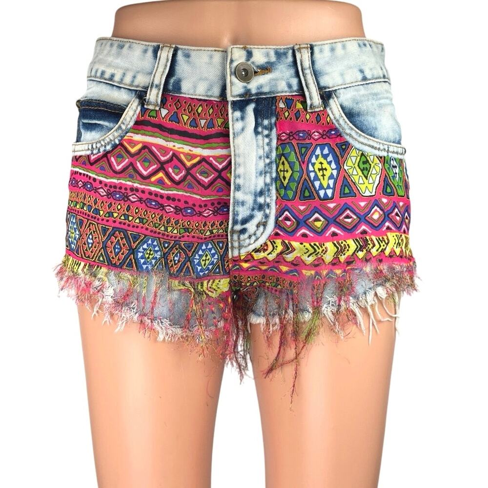 Twelve by Ontwelfth Multicolor Tribal Aztec Western Cut Off Denim Jean Shorts 28